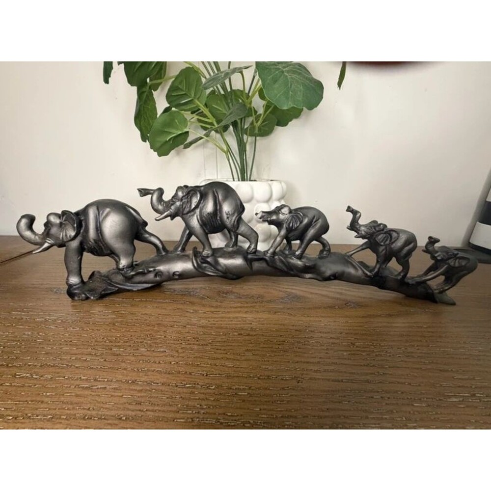 Elephant Family Herd Sculpture 4 Elephants Black Resin Safari Decor 17 Inch
